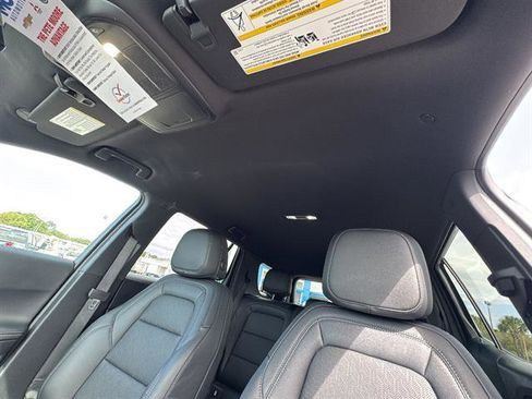 New 2026 Chevrolet Equinox LT w/ Convenience Package II FWD image 29