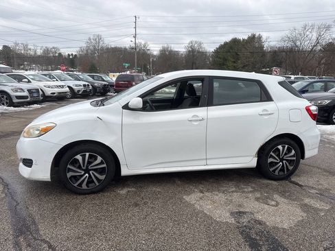 Used 2009 Toyota Matrix image 4