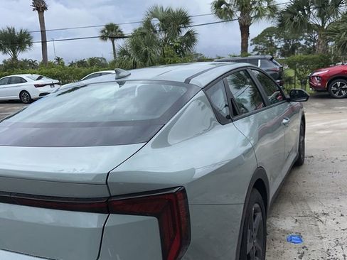 Used 2025 Kia K4 FWD image 8