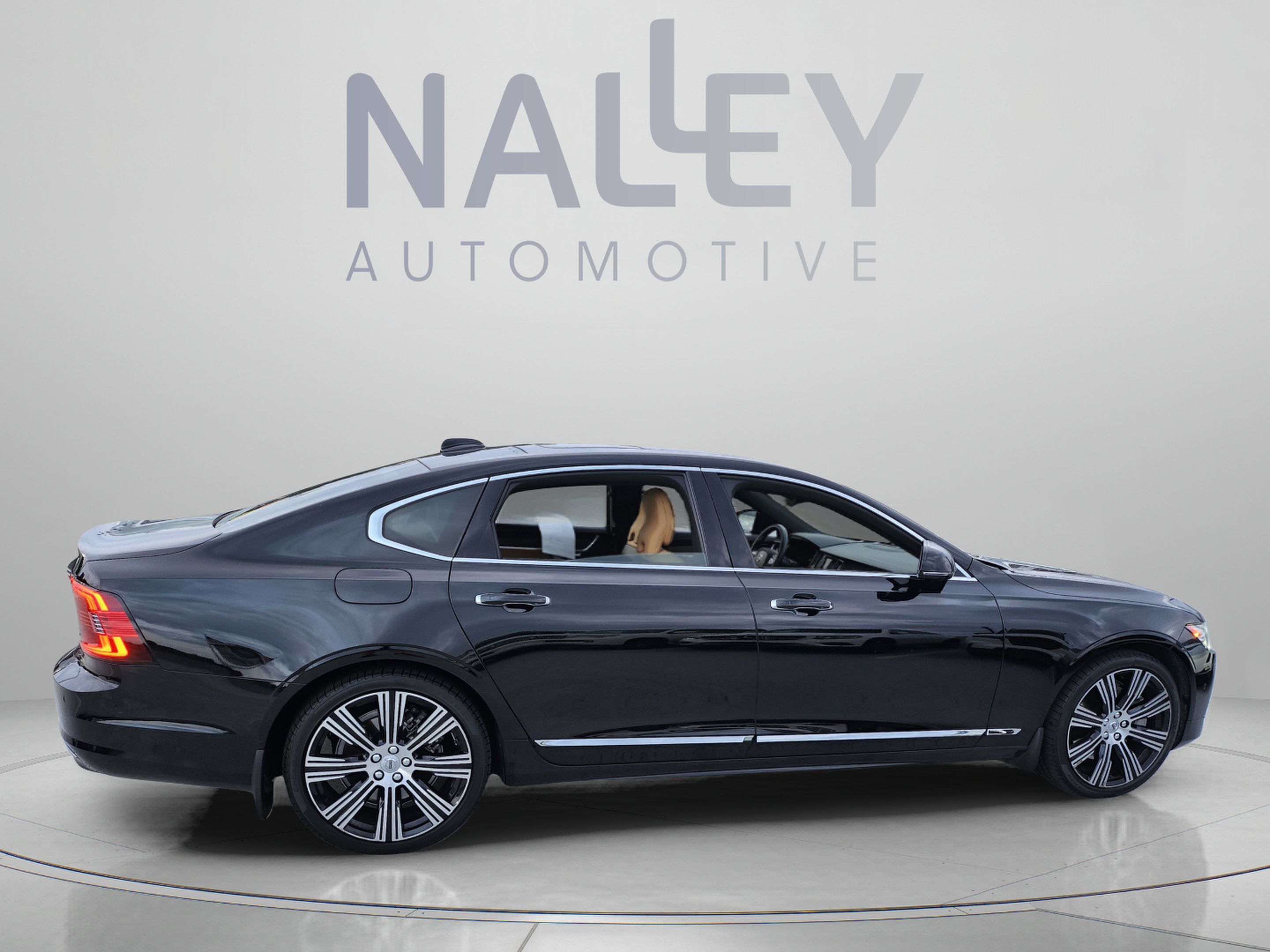 Used 2022 Volvo S90 B6 Inscription AWD/4WD image 5