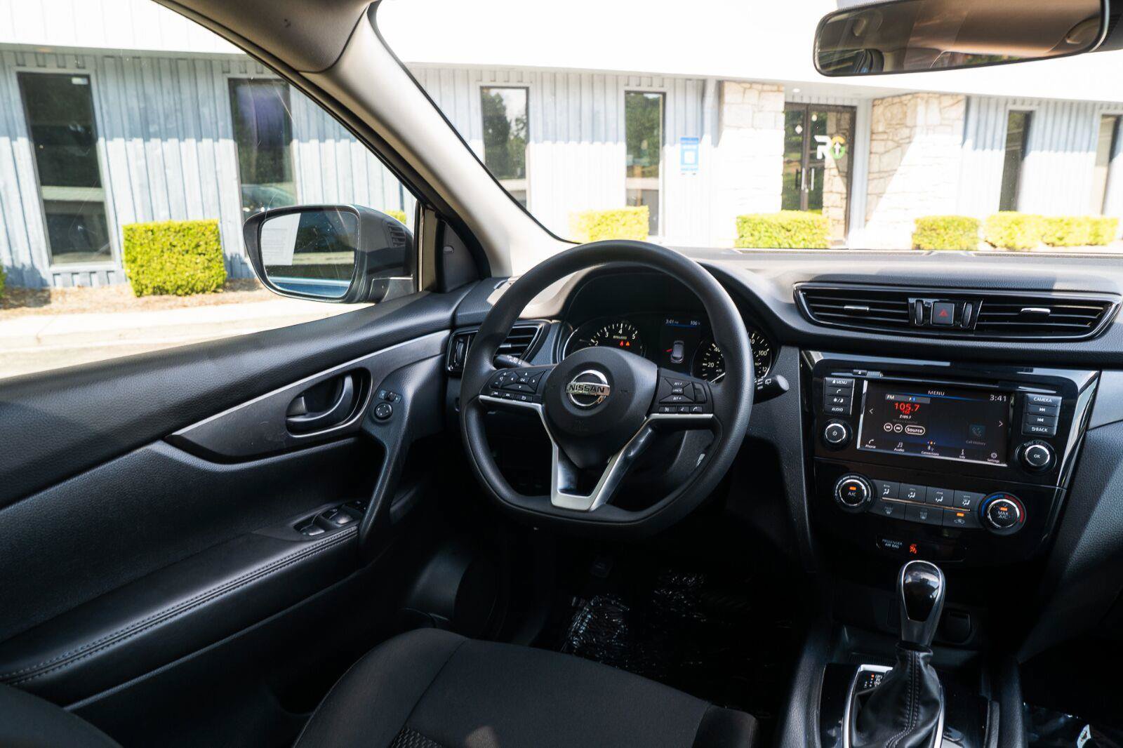 Used 2021 Nissan Rogue Sport S FWD image 31