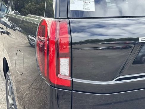 New 2027 Ford Expedition Platinum w/ Driver's Package AWD/4WD image 11