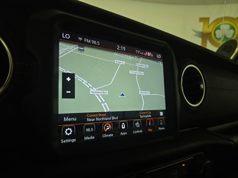 Used 2019 Jeep Wrangler Unlimited Sahara AWD/4WD image 21