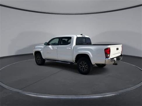 Used 2020 Toyota Tacoma SR5 image 6