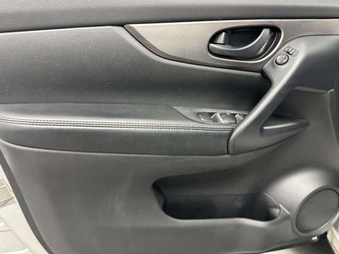 Used 2021 Nissan Rogue Sport S FWD image 24