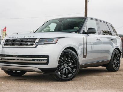 New 2025 Land Rover Range Rover SE