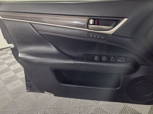 Used 2019 Lexus GS 350 RWD image 18
