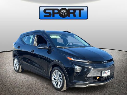 Used 2023 Chevrolet Bolt EUV LT w/ Driver Confidence Package image 25