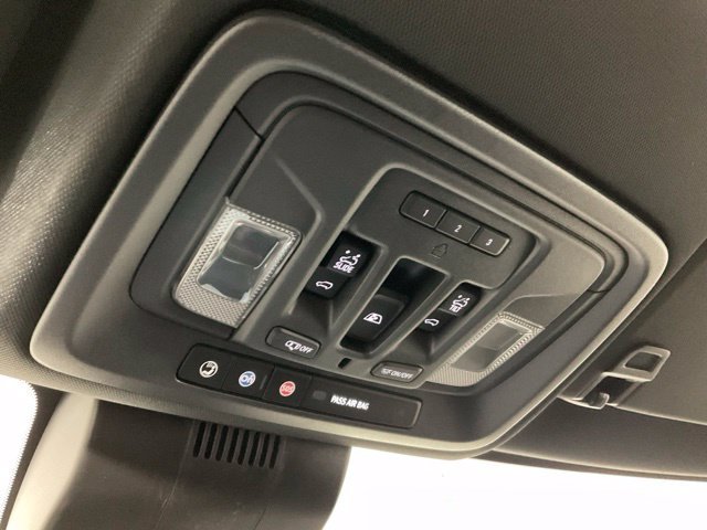 Used 2024 GMC Sierra 1500 AT4 w/ Technology Package AWD/4WD image 18