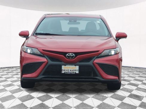 Used 2022 Toyota Camry SE FWD image 8