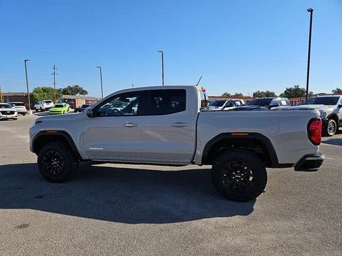 New 2026 GMC Canyon Elevation w/ Convenience Package image 2