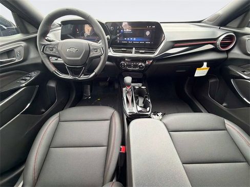 New 2026 Chevrolet Trax RS w/ Sunroof Package image 17