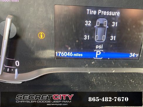 Used 2017 Honda Pilot EX image 10