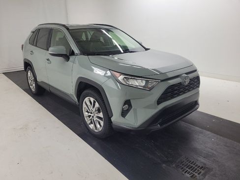 Used 2019 Toyota RAV4 XLE Premium w/ All Weather Liner Package AWD/4WD image 13