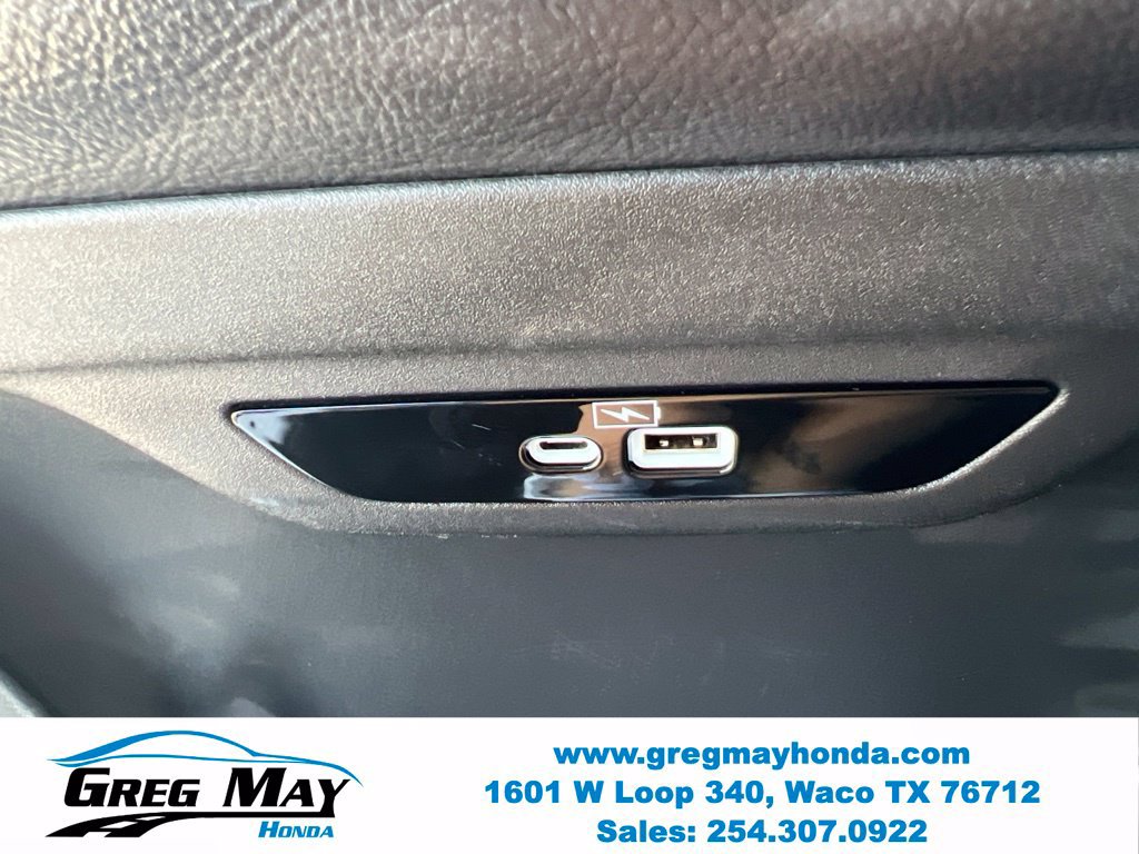 Used 2022 Chrysler Pacifica Touring-L FWD image 19