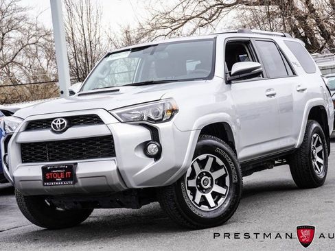Used 2018 Toyota 4Runner TRD Off-Road Premium image 17