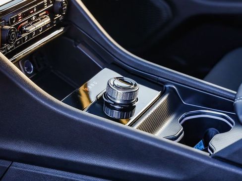 New 2025 Jeep Grand Cherokee Laredo X w/ Luxury Tech Group I image 21