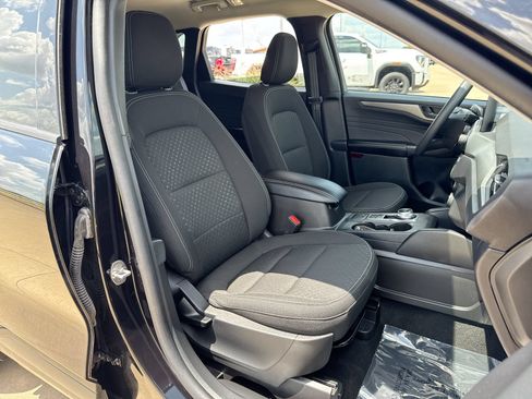 Used 2025 Ford Escape Active AWD/4WD image 23