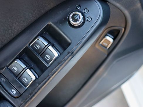 Used 2015 Audi A4 2.0T Premium image 14