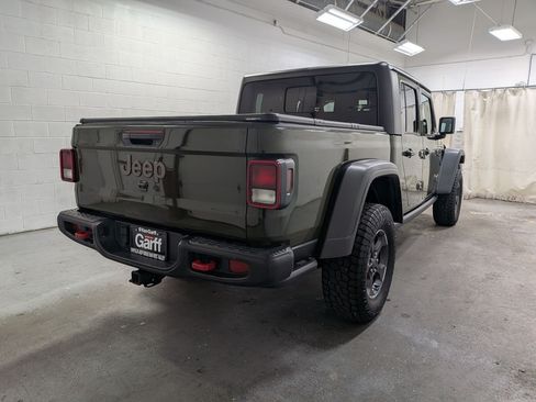 Used 2023 Jeep Gladiator Rubicon w/ Cold Weather Group AWD/4WD image 7