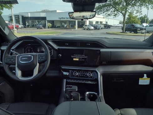 New 2026 GMC Sierra 1500 Denali image 2