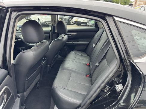 Used 2015 Nissan Altima 2.5 SL w/ Technology Package FWD image 18