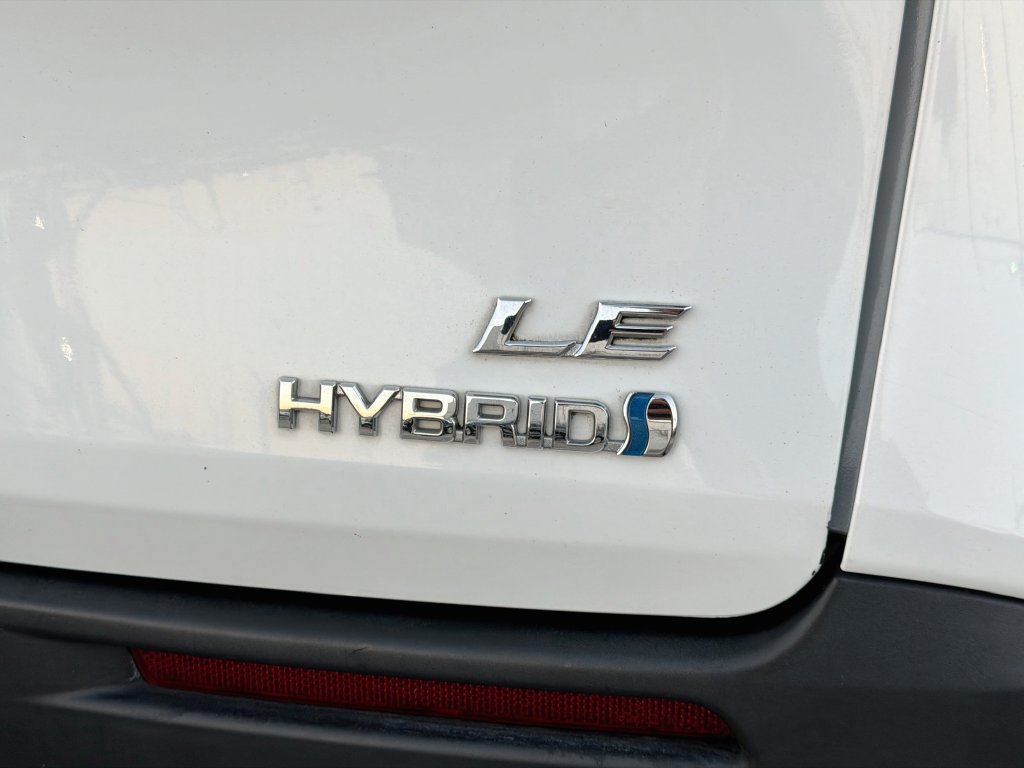 Used 2022 Toyota Sienna LE w/ LE Plus Package AWD/4WD image 11