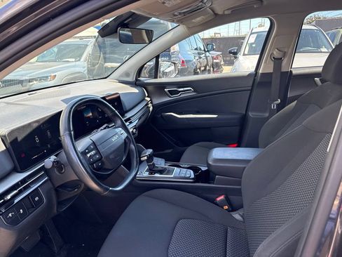 Used 2026 Kia Sportage LX FWD image 12