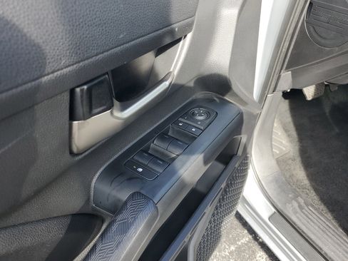 Used 2024 Toyota Tacoma TRD Off-Road image 17