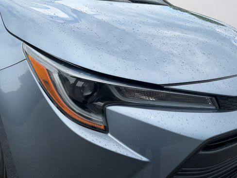 Used 2024 Toyota Corolla LE FWD image 27