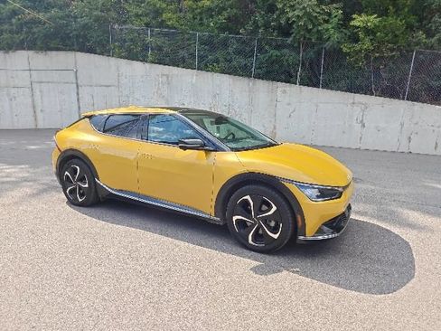Used 2022 Kia EV6 GT-Line w/ First Edition Package AWD/4WD image 1