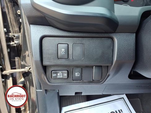 Used 2023 Toyota Tacoma SR AWD/4WD image 19