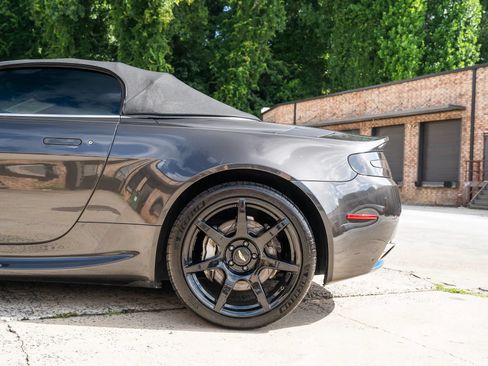 Used 2013 Aston Martin V8 Vantage Roadster RWD image 5