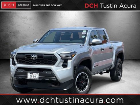 Used 2025 Toyota Tacoma TRD Off-Road image 1