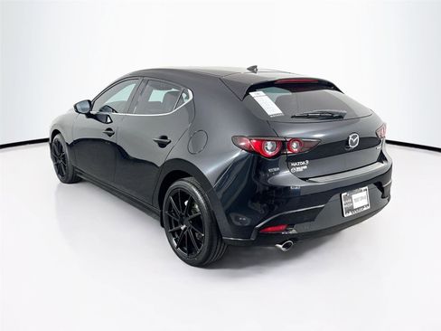 Used 2022 MAZDA MAZDA3 s FWD image 13