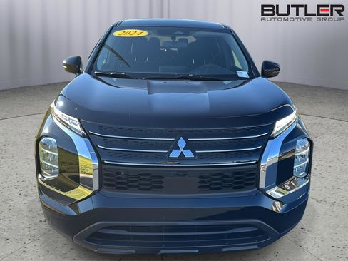 Used 2024 Mitsubishi Outlander ES image 7