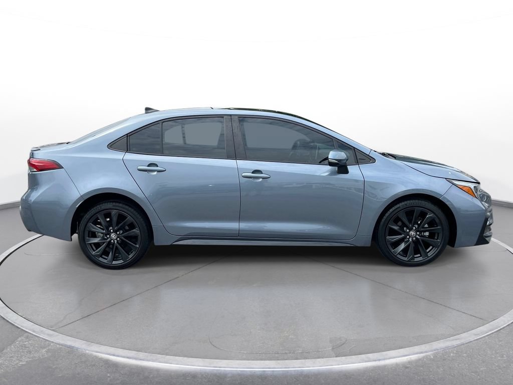 Used 2024 Toyota Corolla XSE FWD image 3