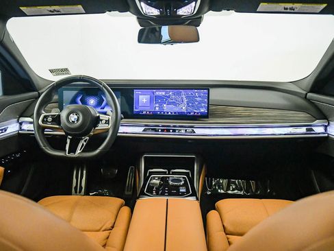 Certified 2023 BMW 740i w/ Parking Assistance Package RWD image 14