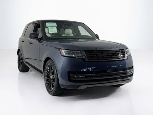 Used 2025 Land Rover Range Rover SE AWD/4WD image 7