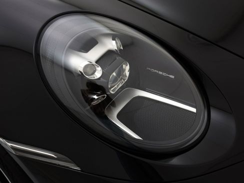 Used 2020 Porsche 911 Carrera RWD image 35