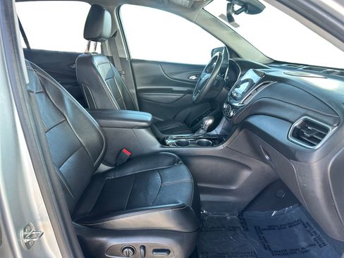 Used 2022 Chevrolet Equinox Premier AWD/4WD image 15