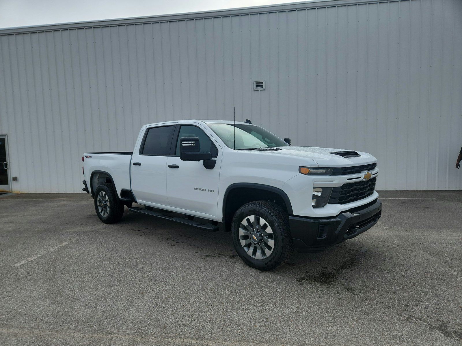 New 2026 Chevrolet Silverado 2500 Custom w/ Custom Value Package AWD/4WD image 19