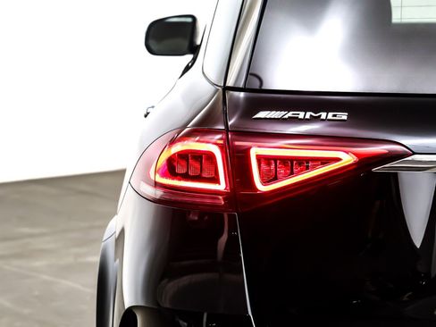 Certified 2023 Mercedes-Benz GLE 53 AMG AMG GLE 53 4MATIC+ SUV image 17