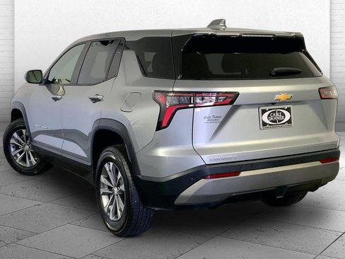 Used 2026 Chevrolet Equinox LT FWD image 11