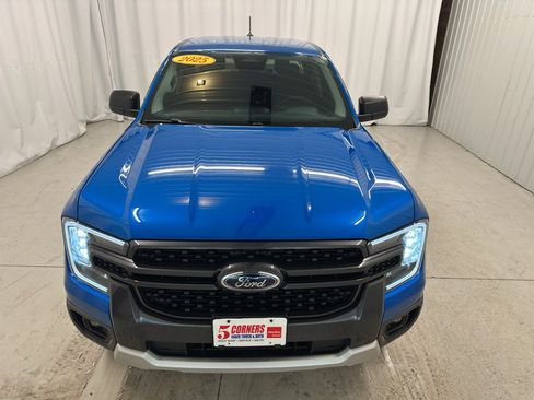 Used 2025 Ford Ranger XLT w/ FX4 Off-Road Package image 3