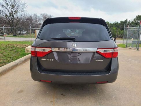 Used 2013 Honda Odyssey EX image 4