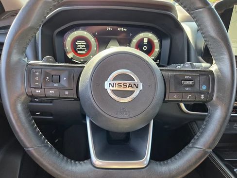 Used 2021 Nissan Rogue Platinum FWD image 30