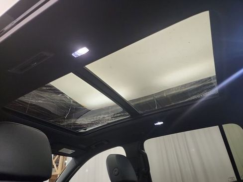 New 2026 GMC Acadia Denali w/ Super Cruise Package image 17