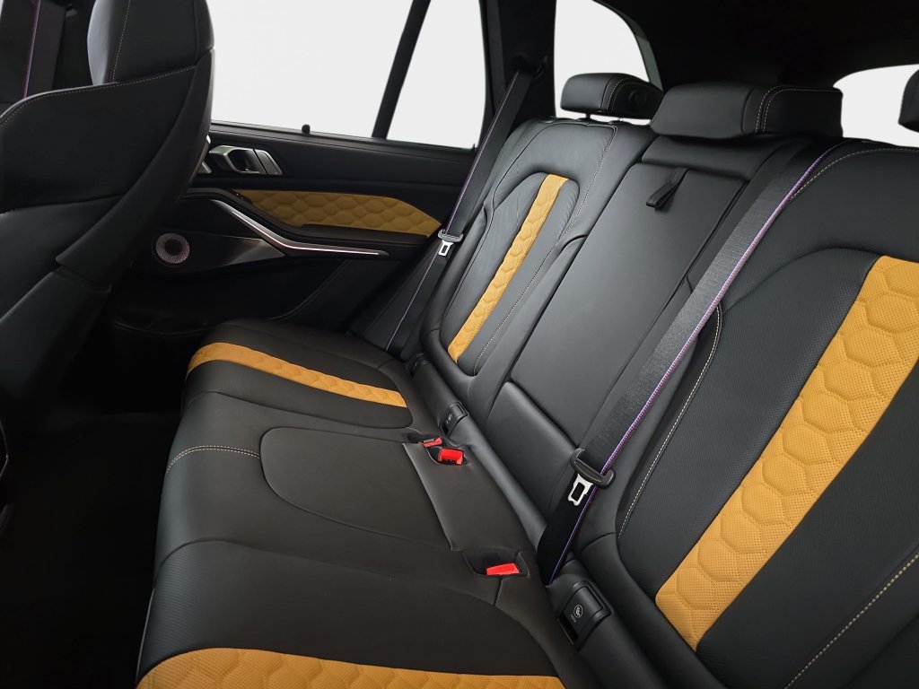 New 2026 BMW X5 M Competition w/ Executive Package AWD/4WD image 14