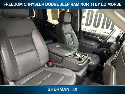 Used 2025 GMC Sierra 1500 SLT AWD/4WD image 9